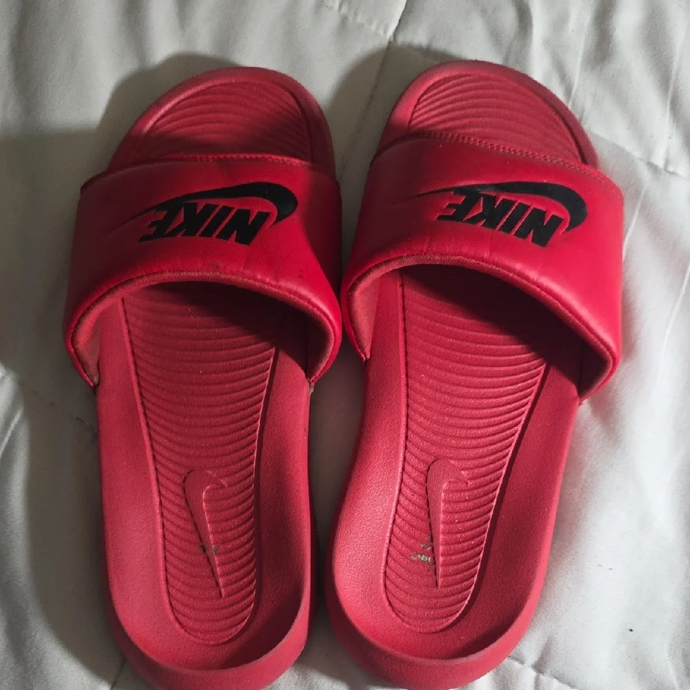 Nike Classic Red Slides Size 8